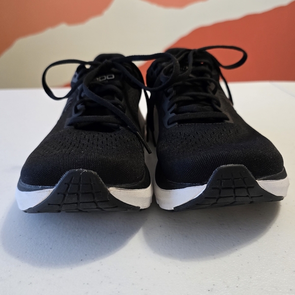 Topo Athletic Phantom 3 Running Shoe Black White W063-BW Women's 8 - Picture 5 of 9